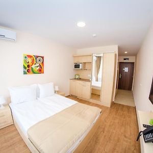 Studio Balcony Room only